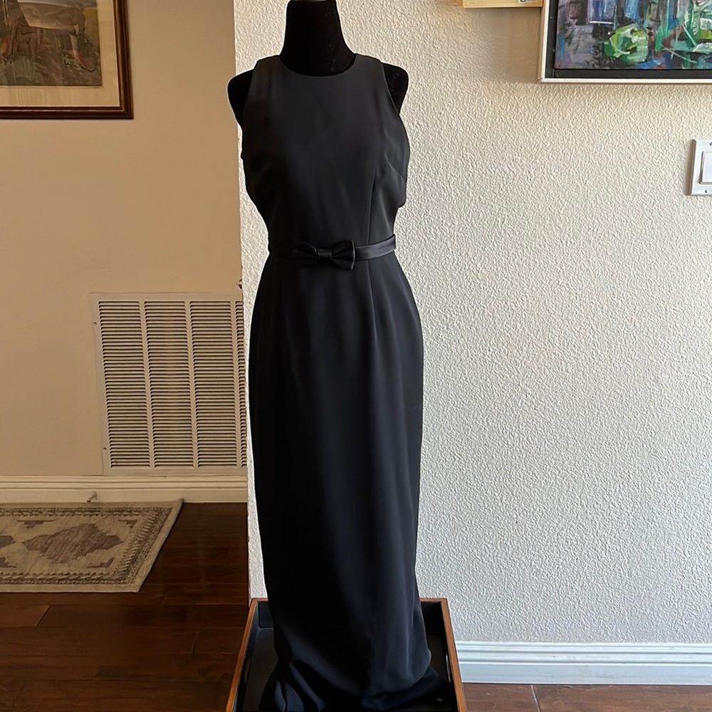 Black cocktail gown by Laundry Shelli Segal